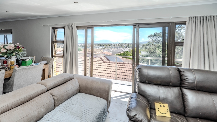 3 Bedroom Property for Sale in Normandie Western Cape